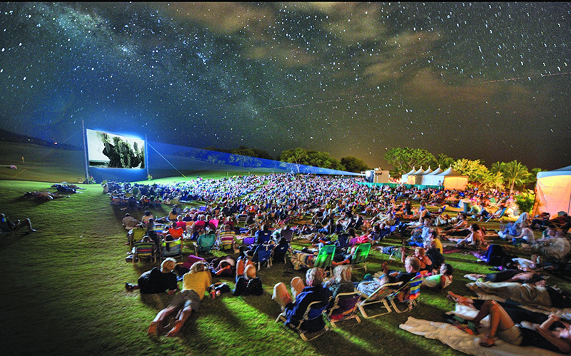 “Movie Outdoors” or How to Make Romantic Evening Free of Charge
