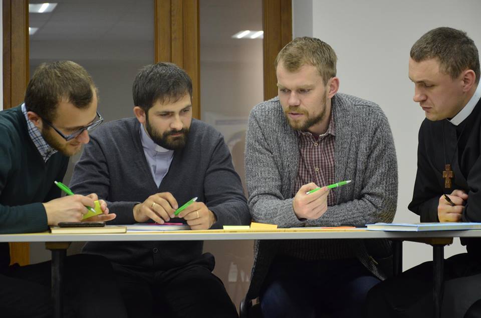 Курс #МАПА_edu: навчаємо священиків!