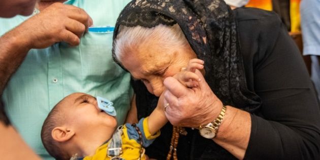 Паралізований хлопчик почав рухатись: чудо святого Шарбеля