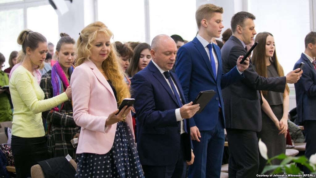 Відповіді на часті закиди Свідків Єгови