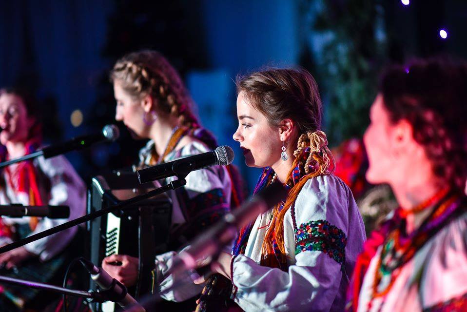 Львівські родини запрошують на благодійне родинне свято «В гостях у Василя та Маланки»