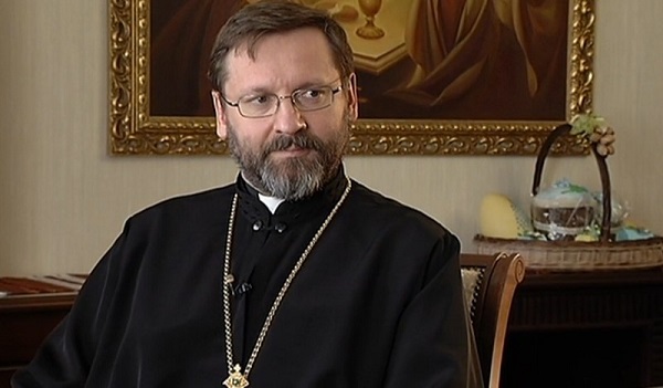 Молитися онлайн, не цілувати плащаниці, на Великдень служити на вулиці, ‒ Глава УГКЦ дав поради, як служити у Страсний тиждень і на Великдень