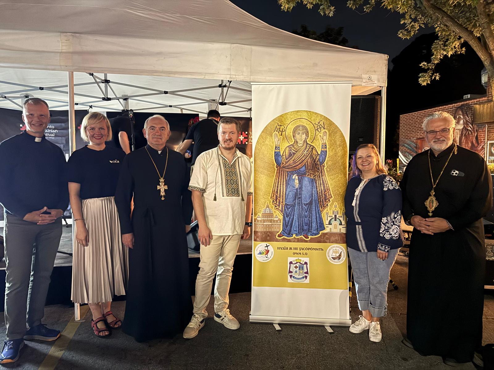 Українська молодь та Церква: участь у «Кутку промовців» на Bloor West Village Toronto Ukrainian Festival