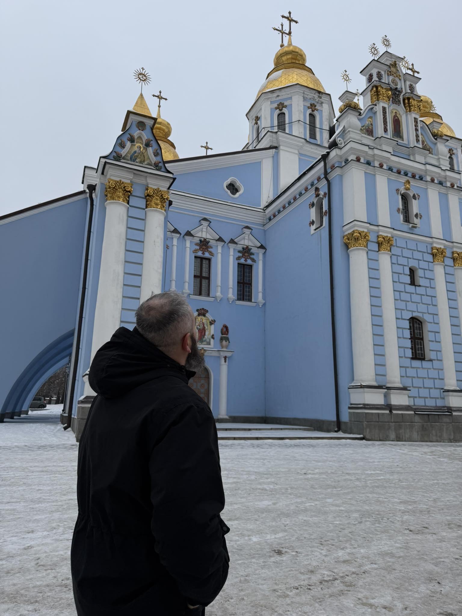 Ми слухаємо, щоб відповісти. А Бог навчає слухати, щоб почути