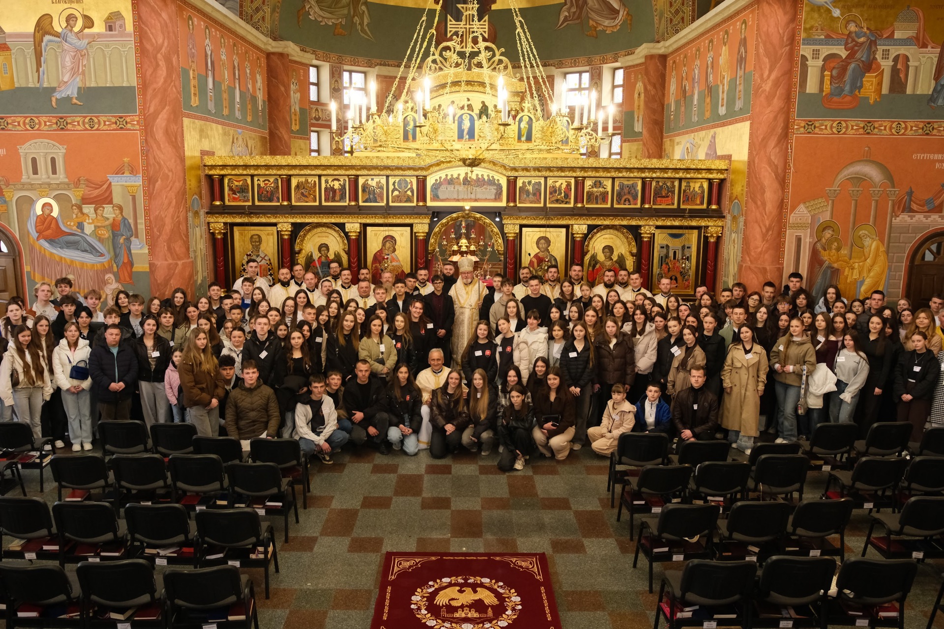 «Покликані до дії»: як молодь Стрийської єпархії стає «теперішнім» Церкви