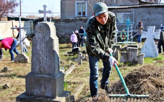 Одесити привели до ладу занедбаний козацький цвинтар