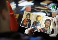 Молитва пензлем: як у Львові навчають писати ікони