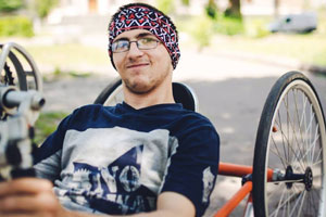 Місія здійсненна: Українець із ДЦП дістався на велосипеді до Лісабону
