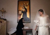 В Італії сестри монахині допомагають нареченим здійснювати їх мрії