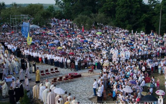 Більше 50 тисяч людей взяли участь у VI Всеукраїнській Патріаршій прощі до Крилоса