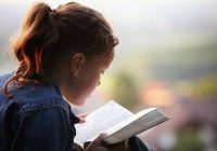З чого почати читати Біблію?