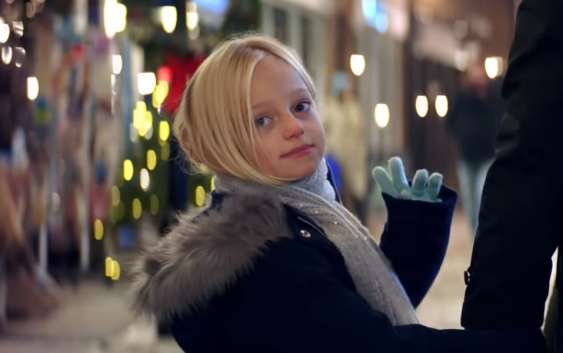 Різдвяні рекламні ролики, що зворушують до сліз