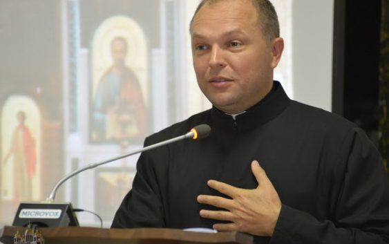 З віком я зрозумів, що у житті все відносне, окрім Бога і цінностей, – отець Андрій Максимович