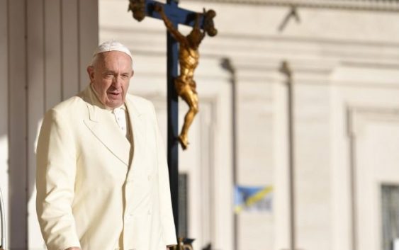 Папа: Хто обирає Христа, той не може вдаватися до ворожки