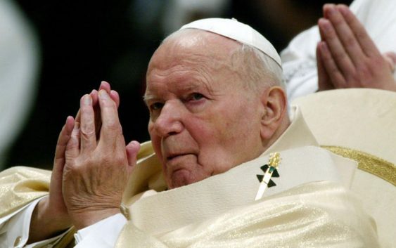 Неймовірна молитва cв. Івана Павла II у формі екзорцизму