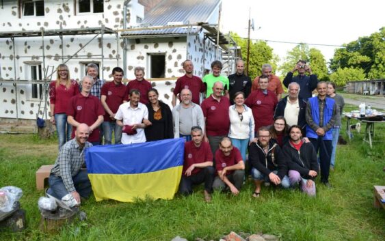 На місці де за радянських часів зберігався ядерний арсенал, знайшли свій прихисток бездомні