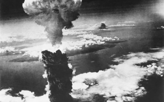 Як вісьмом священникам вдалось вижити під час вибуху атомної бомби в Хіросімі