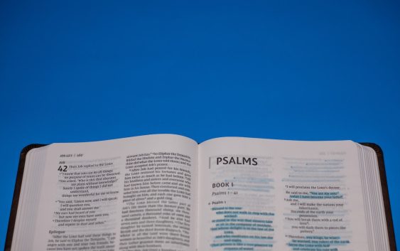 Дуже короткі псалми, якими легко молитися