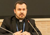 Отець Тарас Жеплiнський: передавати ідентичність Церкви через історії людей