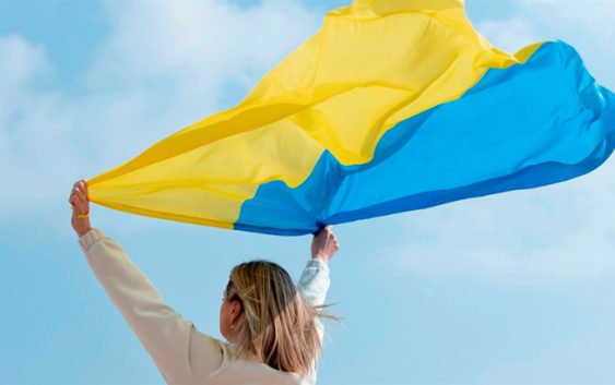 Дівчина із Краматорська нестиме прапор на відкритті СДМ