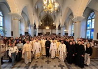 Спільна Літургія українських паломників у Таллінні під час молитовної зустрічі Тезе